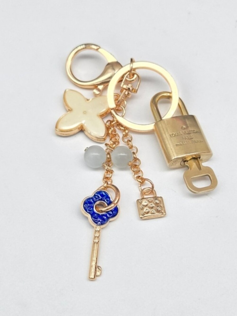 Authentic Louis Vuitton Gold Lock 🔒 Unbranded Keychain Bag Charm LV - Picture 4 of 8